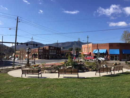 Black Mountain Town Square