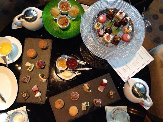 Sky Gallery Lounge Levita