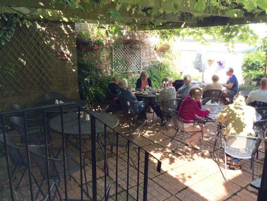 Potters Cafe Bistro